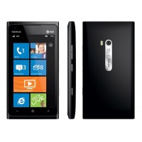 Nokia Lumia 800 ( like new in box, Telus Canada )